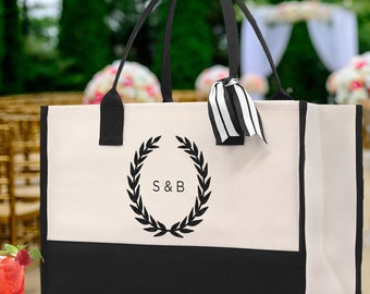 Wedding Monogram Welcome Canvas Tote Bag with Wreath Personalized Wedding Gift Welcome Bag Favor for Guests Custom Wedding Guest Gift