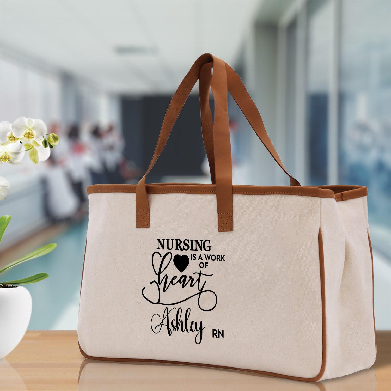 Krankenschwester personalisierte Tragetasche Krankenschwester Geschenk Krankenschwester Tasche RN Tasche RN Geschenk zukünftige Krankenschwester Geschenk KrankenpflegeStudent Geschenk Krankenschwester Abschlussgeschenk