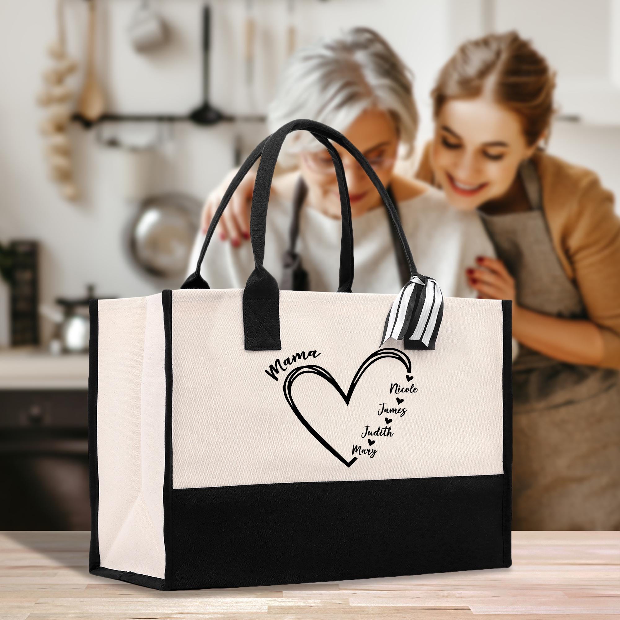 トートバッグ GRANDMA TOTE Personalized Grandma Canvas Tote Bag: Heart With Grandkids Names