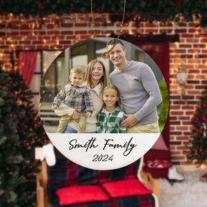 Personalized Family Picture Ornament Custom Photo Ornament Christmas Gift Ornament Family Memorial Ornament Family Christmas Tree (PFPO1001)