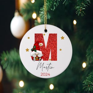 Ornamento de nome de letra personalizado Ornamento de monograma Ornamento inicial personalizado Ornamento de família Lembrança Decoração de árvore de Natal Ornamento (CMO1004)