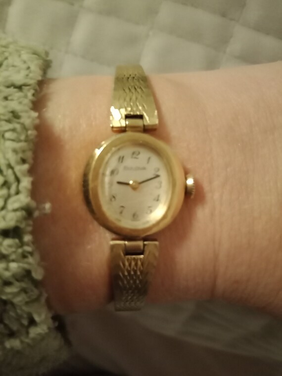 Vintage Ladies Bulova watch