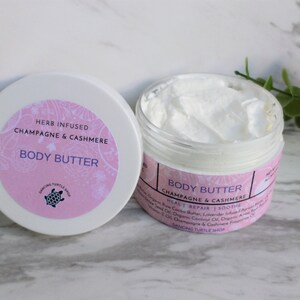 Organic Vanilla Rose Spa Gift Set, Natural Self Care Box Bild 4