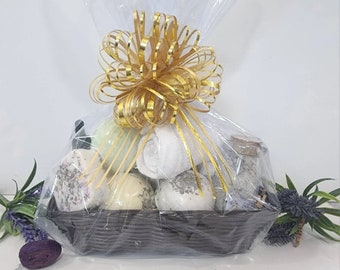 Spa gift set, Birthday Gift Box, Spa gift basket, Spa gift box, Mothers Day gift, Self-care, Sending a hug, Thinking of You Gift Box.
