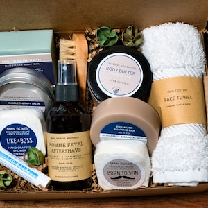 Men's Self Care Gift Set | Sandalwood Cedar Amber Grooming Kit | Essential Care Package for Him | Luxury Gift Box for Men | Thoughtful Gifts