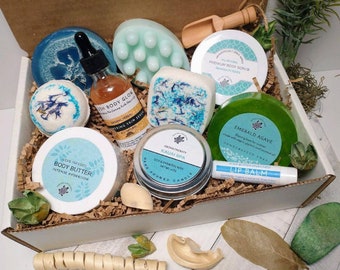 Natural Spa Gift Box, Aromatherapy Candle & Bath Bombs