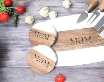 Personalized Marble Acacia Wood Charcuterie Board – Monogrammed Cheese Serving Platter