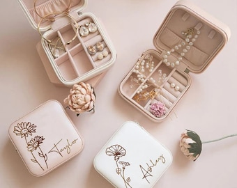 Birth Flower Jewelry Travel Case, Birth Month Flower Gift, Personalized Birthday Gift, Leather Jewelry Travel Case, Custom Jewelry Case