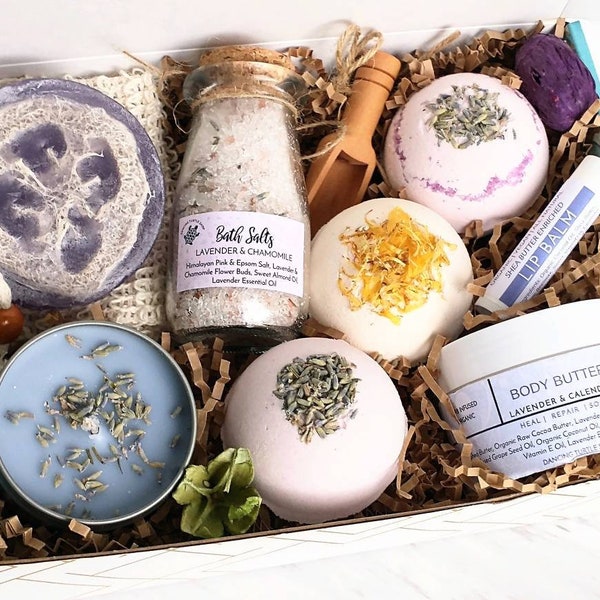 Relaxing Lavender Organic Spa Set, Birthday Gift Box, Lavender Essential Oils Infused Box, Self Care Box, At Home Spa Set, Spa Gift Set.