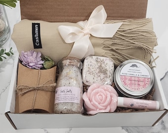 Cozy Gift Box, Gift For Mom, Cashmere Scarf Gift, Birthday Gift, Spa gift box, Mothers Day gift, Mom Gift Postpartum, Thinking of You Gift.