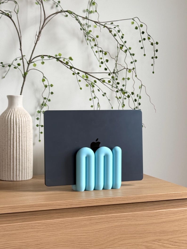 Wavy Laptop Stand | Sculptural 3D Printed Desk Organizer | Modern MacBook Dock light blue