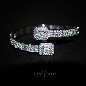 Luxsy Baguette Bangle - 18K White Gold