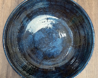 1Qt Blue decorative ceramic medium/large size handmade foodsafe dishwasher safe stoneware shallow wide serving bowl