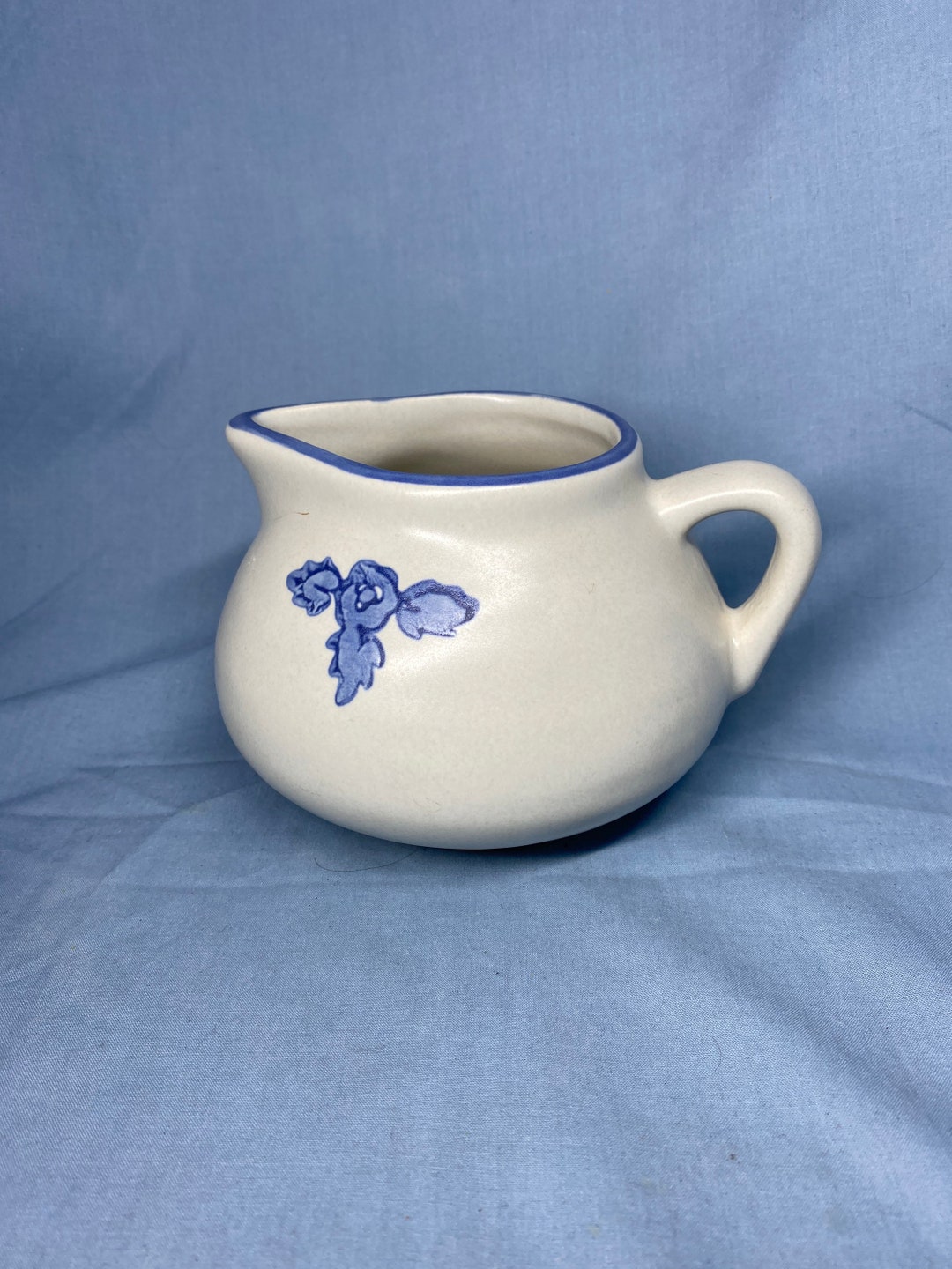 Pfaltzgraff Yorktowne Gravy Boat Pitcher Stoneware Blue Floral Etsy