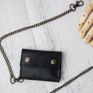 Cartera de cuero con cadena personalizada, Cartera pequeña para hombre, Cartera minimalista para hombre, Cartera biker de cuero, Cartera negra hombre, Cartera de cadena