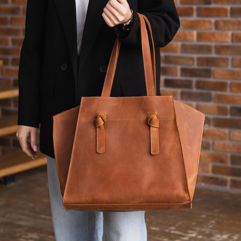 Leather Tote Bag No Zipper, Custom Leather Shoulder Bag, Everyday Tote, Minimalist Handbag, Personalized Gift for Her