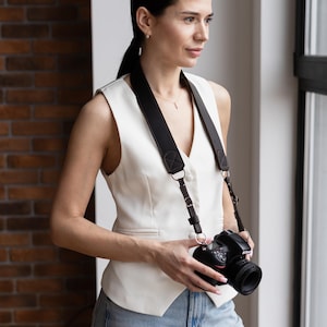 Leather camera strap custom, Camera strap leica, Camera strap sony, Handmade camera strap with name, Wide camera strap, Brown camera strap