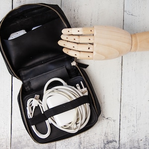 Cable organizer leather,Tech organizer,Cord organizer travel,Personalized cable organizer,Tech bag,Tech accessories organizer