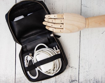 Sac Organisateur Câbles Bagsmart Organisateur De Voyage Électronique - Double Couche Pour Câbles, Chargeurs, Batterie Externe, IPad Mini - Noir Rangement Chargeur Câble