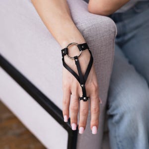 Leather hand harness womens, Hand harness strap, Harness bracelet, Finger palm bracelet, Leather ring bracelet, Leather cuff bracelet women image 10