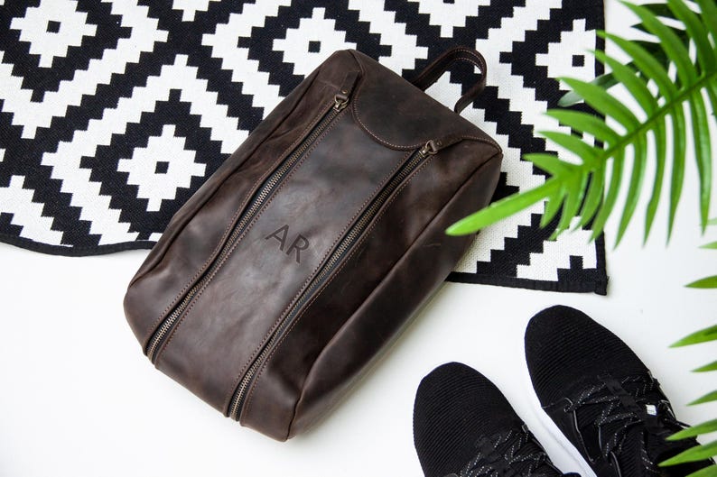 Leather shoe bag,Golf shoes bag,Shoe travel bag,Personalized shoe bag,Custom crafted shoe bag,Gifts for golfers men,Golf accessories men image 1