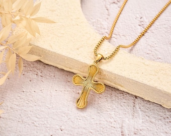 Minimalist Gold Cross Necklace, Baptism Gift,Cross Jewelry, Communion Cross Necklaces, Religious Protective Necklace, Gift for Her