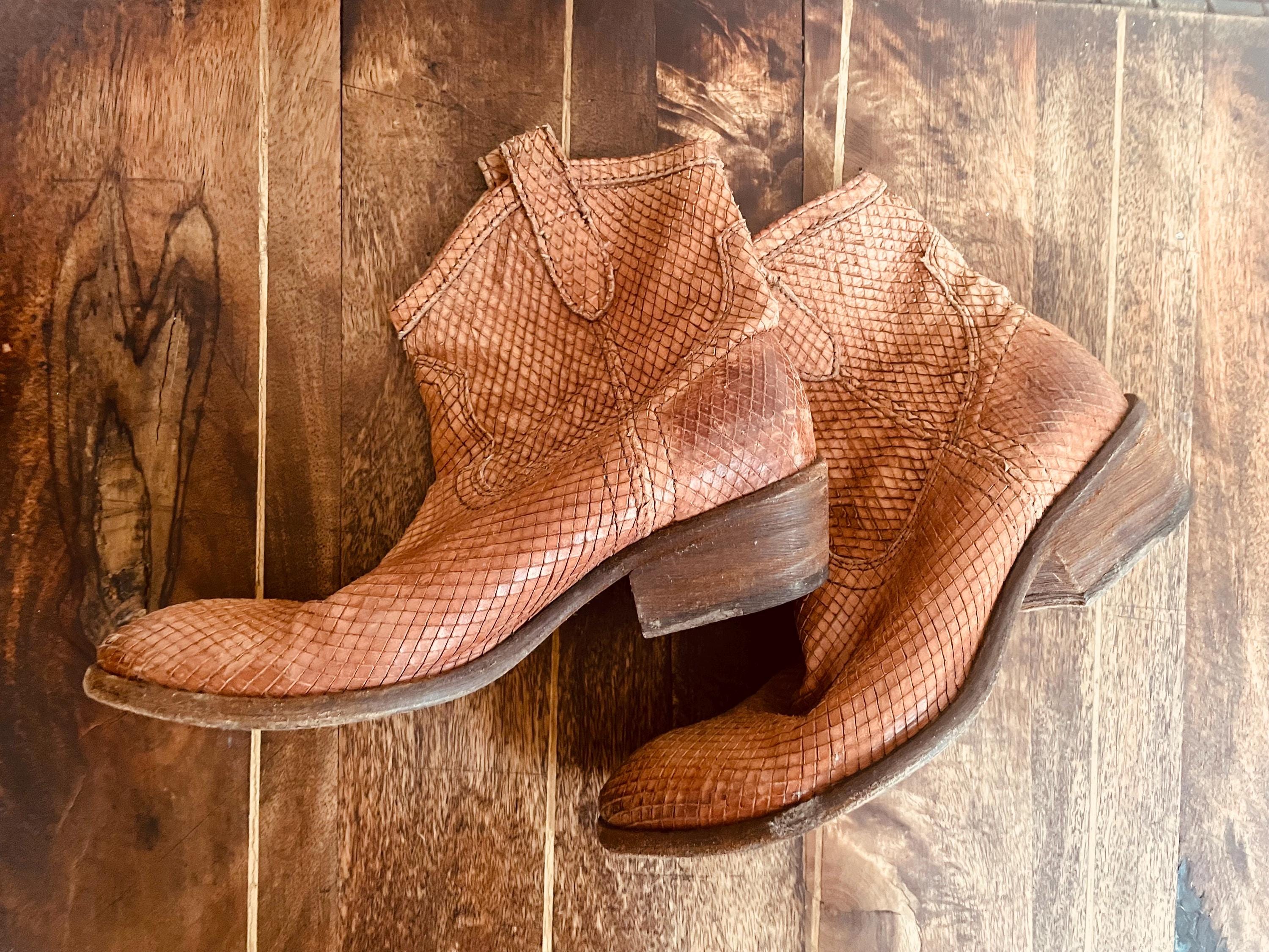 Frye Boots 7.5 - Etsy display picture 2