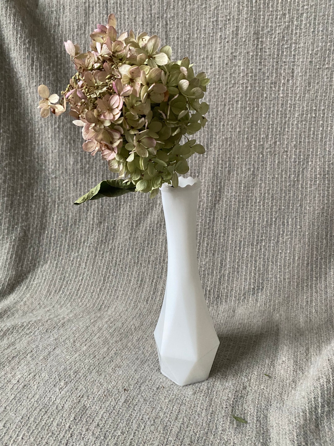 Vintage White Vase Bud Vase Milk Glass Vase Hexagon Geometric Etsy