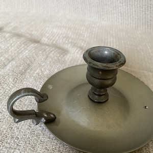 Avon American Heirloom candlesticks | vintage | Pewter finger loop taper candlestick holder