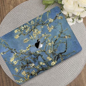 Vincent Van Gogh MacBook-Hülle “Almond Blossom” – Künstlerisches Design, für MacBook Air 13" 2018, Pro 13" 2019, Pro Retina 15" und Air 11" (AH4344)