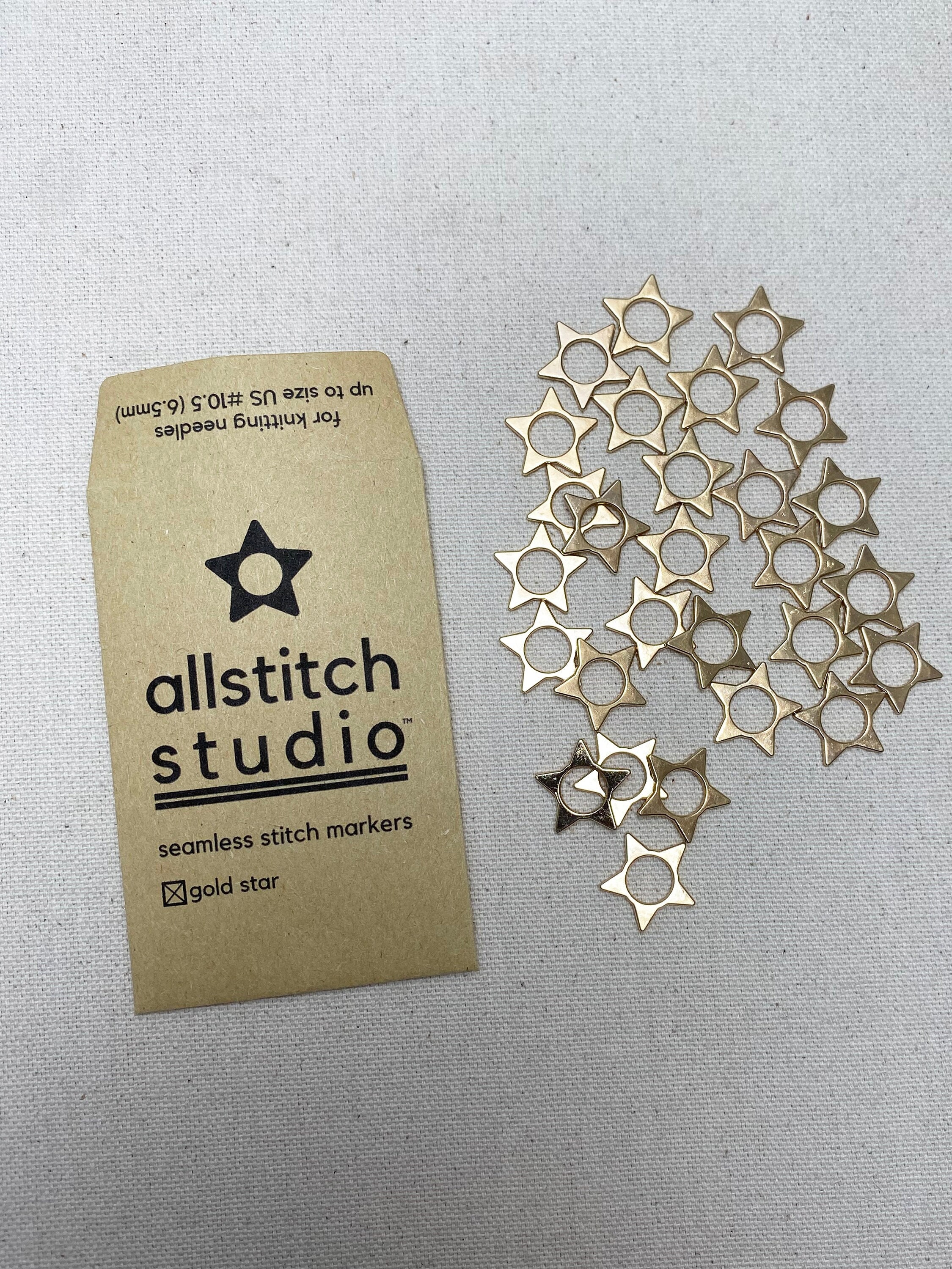 Large Star Stitch Markers for Knitting Needles - Set of 28 Seamless Rings