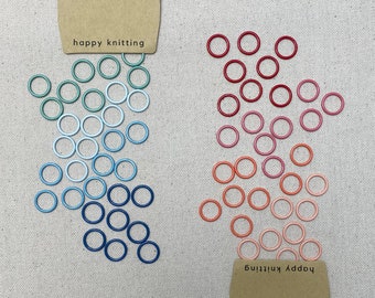 Large Stitch Markers for Knitting Needles - Set of 32 Seamless Rings