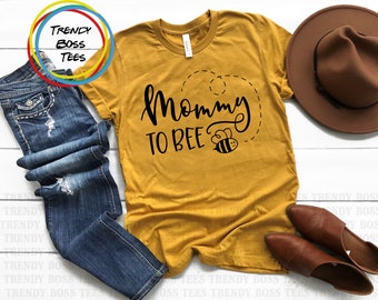 Mommy to Bee Unisex Tshirt, Oma Mimi Shirt, Geschenk für werdende Mütter, Lustige Gender Reveal Shirts