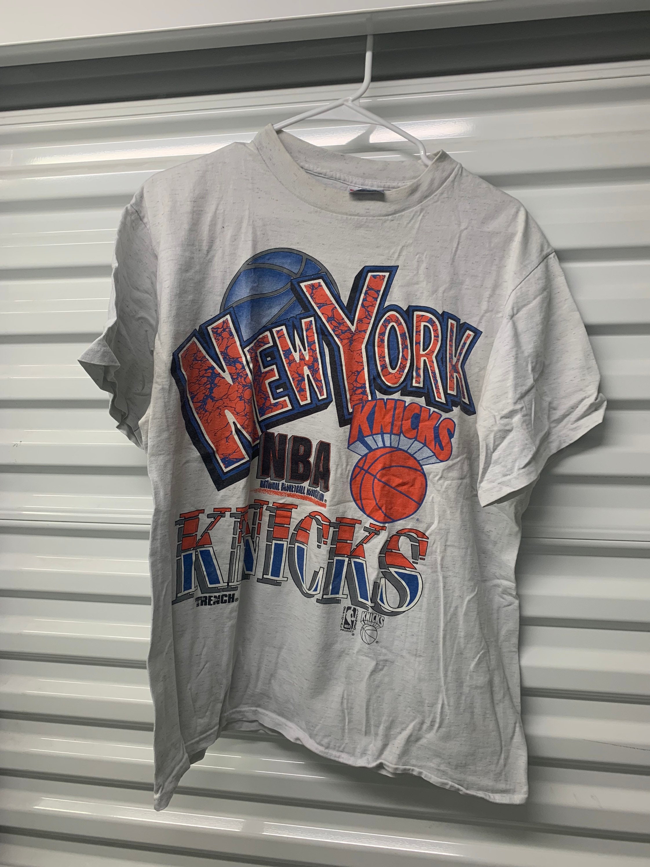 New York Knicks Basketball T-Shirt NY Made Orange Blue Grey Men's L Free  Ship