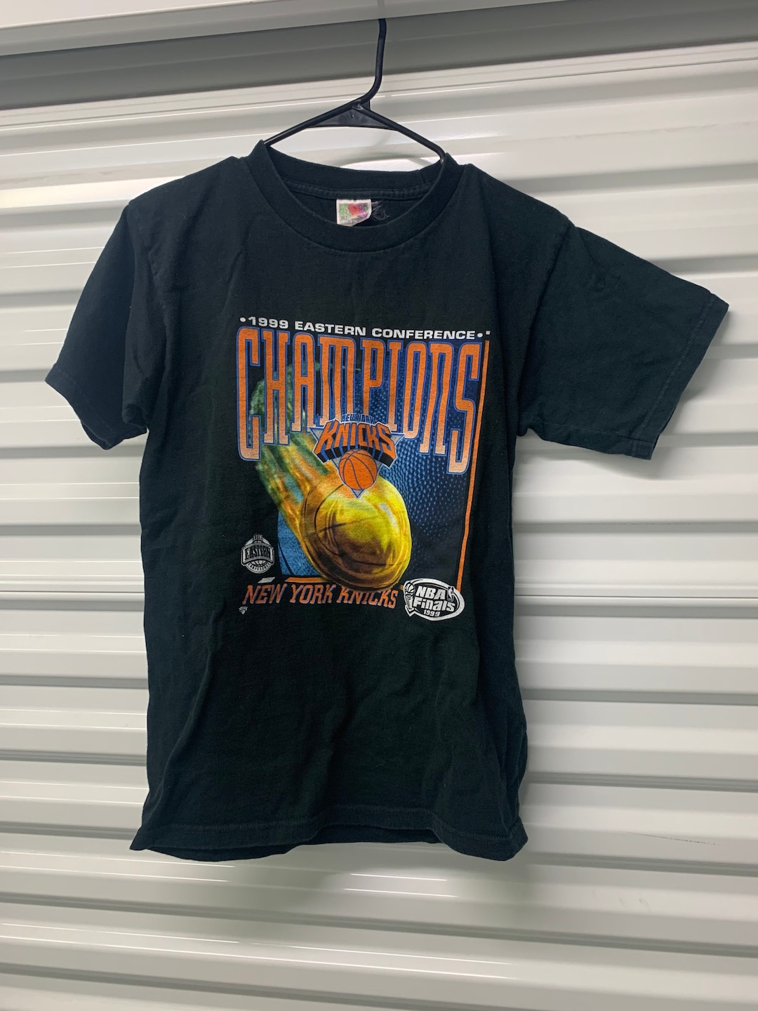 90s Pro Player Knicks 1999NBAファイナルT XL il_1080xN.3710458177_1zj3.jpg