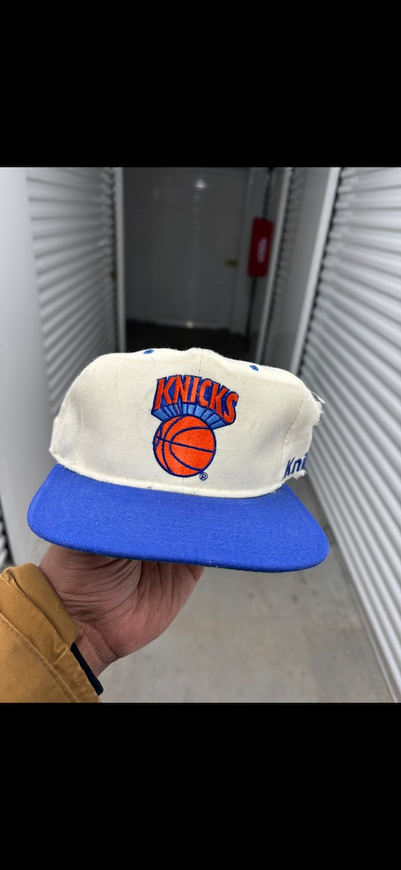 Vintage 90’s New York Knicks Starter SnapBack