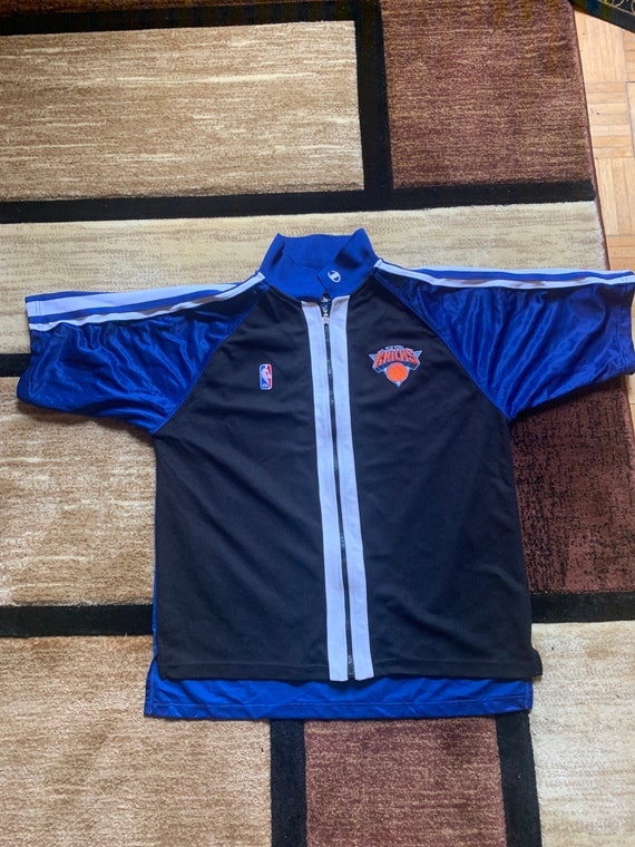 knicks warm up shirt