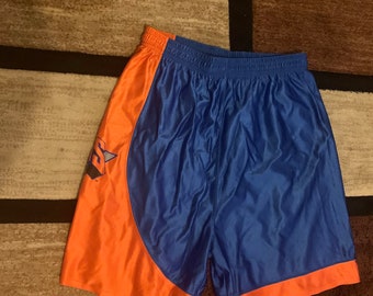 Vintage 90’s New York Knicks Apex shorts  Men large