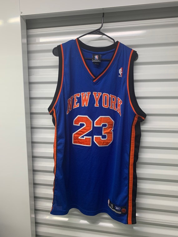 New York Knicks – Mr. Throwback NYC