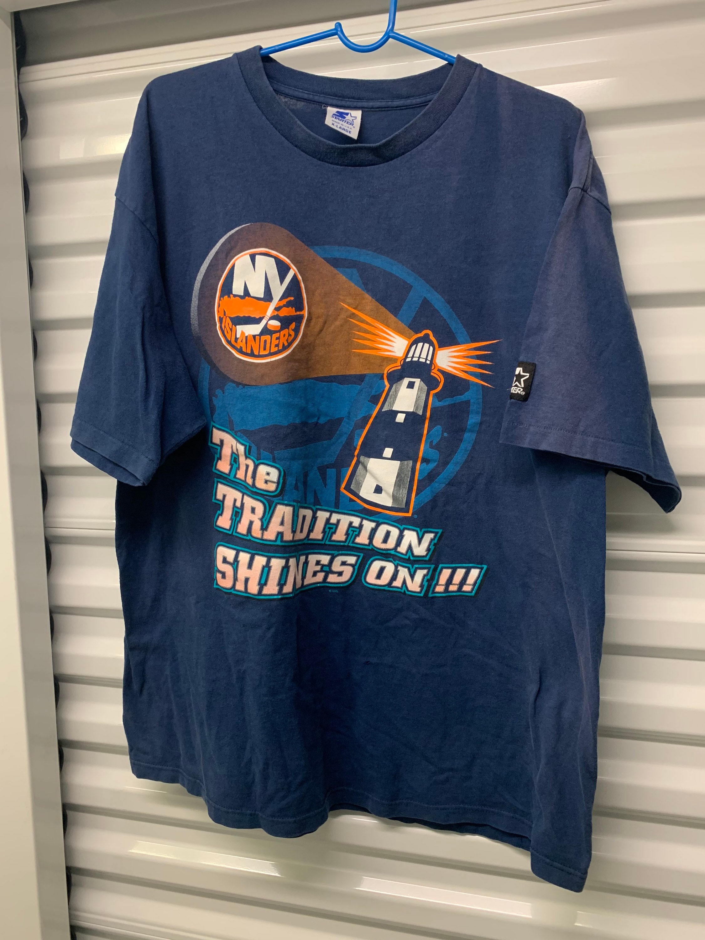 Men's Starter White New York Islanders Arch City Theme Graphic Long Sleeve T-Shirt Size: Small