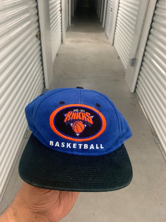 Vintage 90s New York Knicks Nutmeg Snapback 