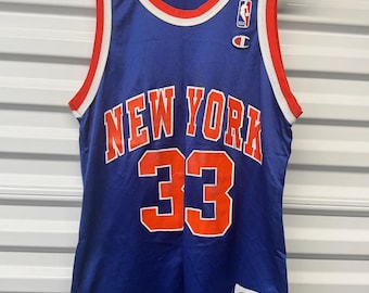 Vintage New York Knicks Patrick Ewing #33 Jersey Champion Made USA
