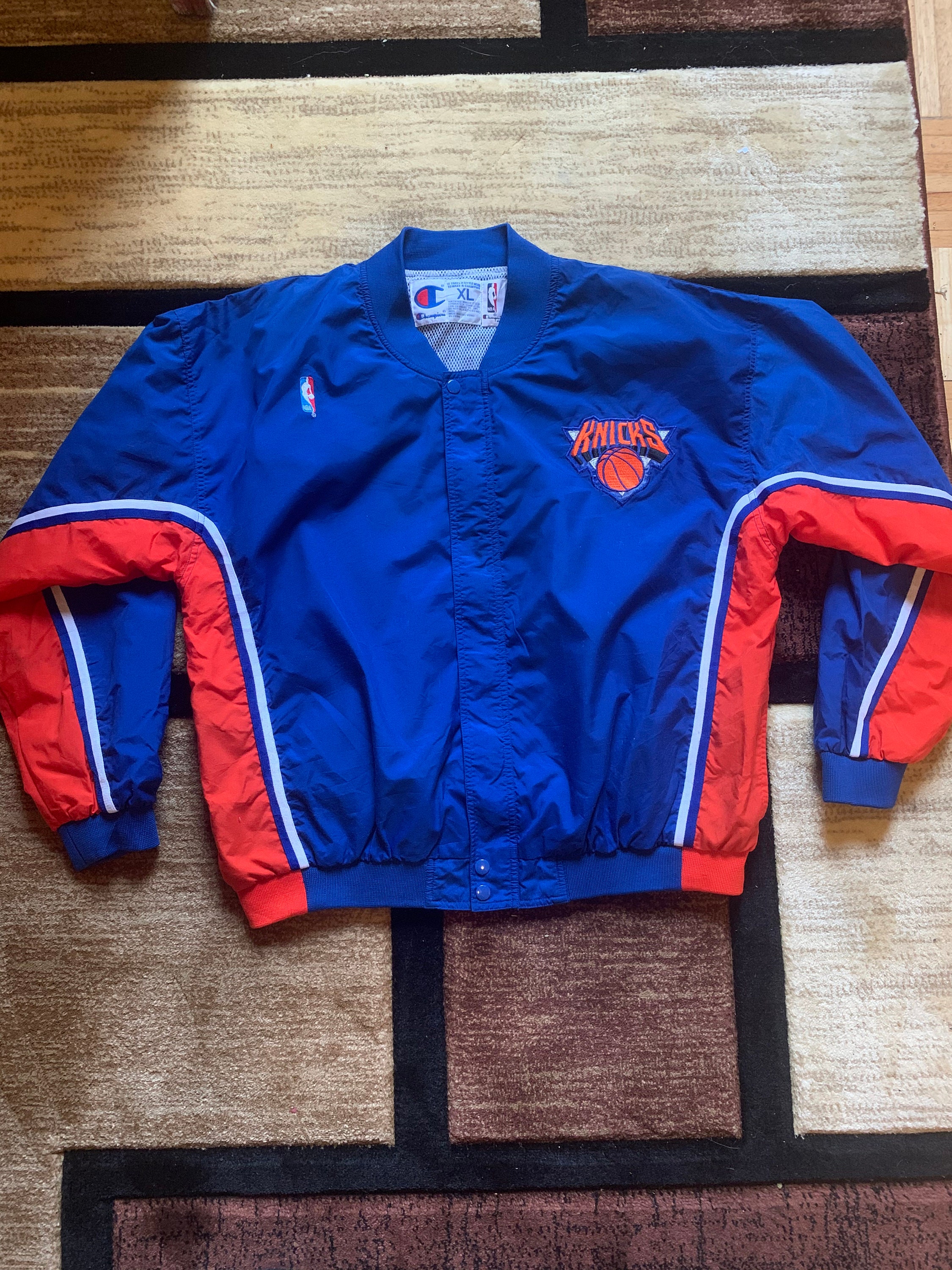 Maker of Jacket Sports Leagues Jackets NBA Teams Cream Vintage New York Knicks Varsity