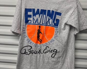 Vintage 90’s New York Knicks Patrick Ewing T-Shirt Men's Size Large