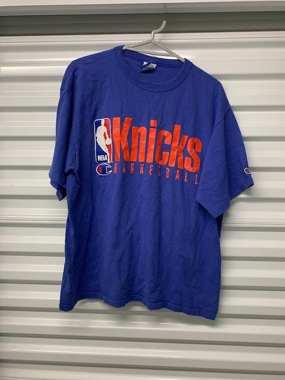 Vintage 90s New York Knicks Champion T-shirt Mens Size Large 