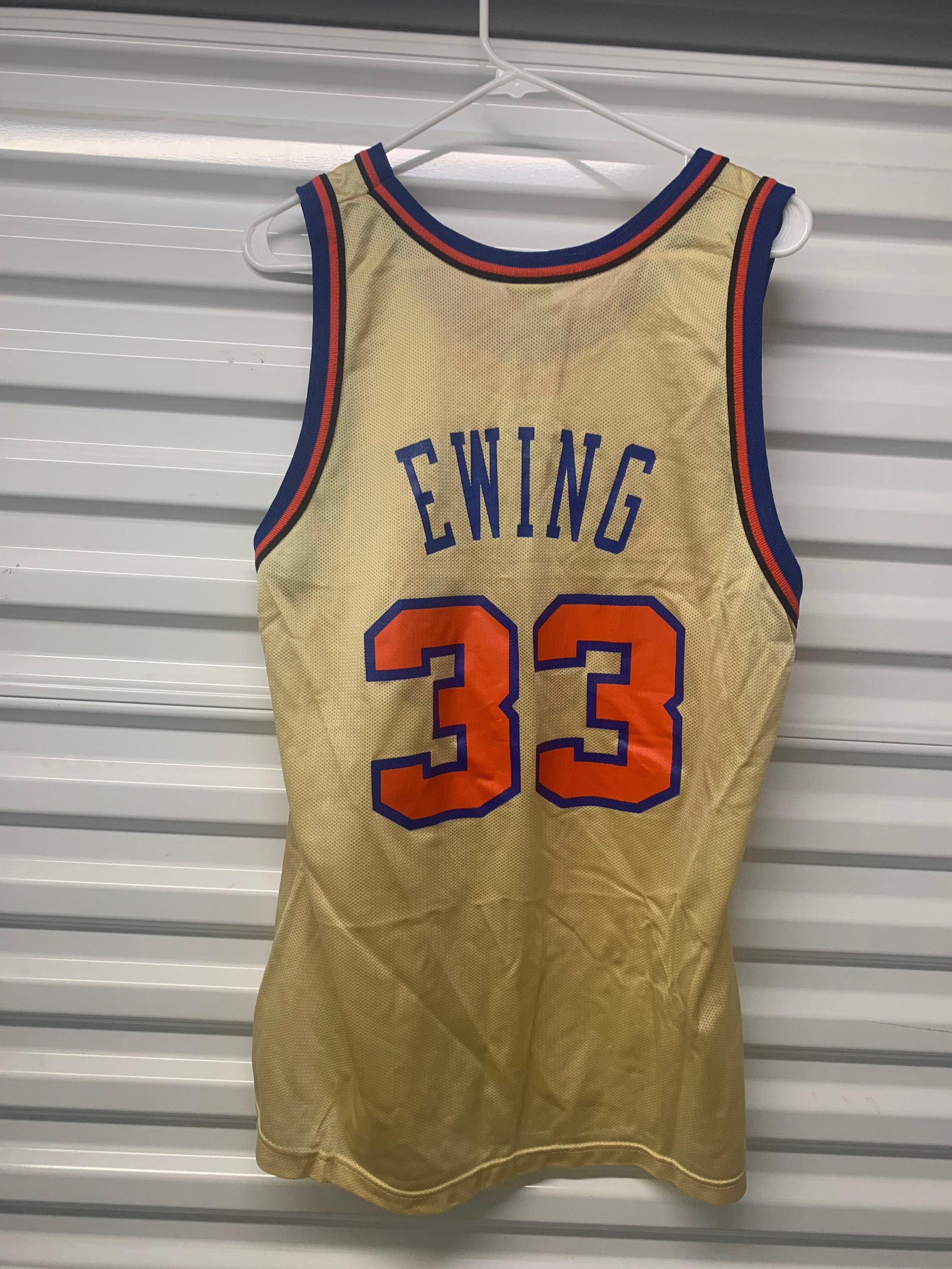 XL] Supreme Vintage New York 'Knicks' Ewing Basketball Jersey