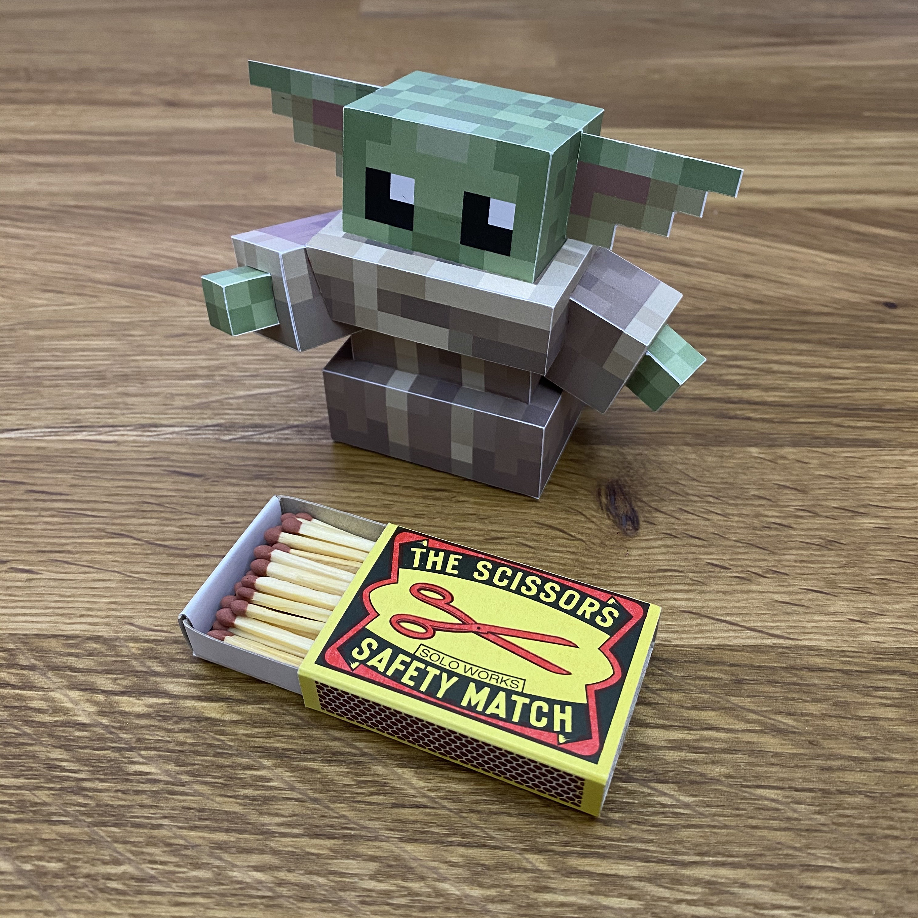 Baby Yoda Minecraft Style Origami Papercraft -  Sweden