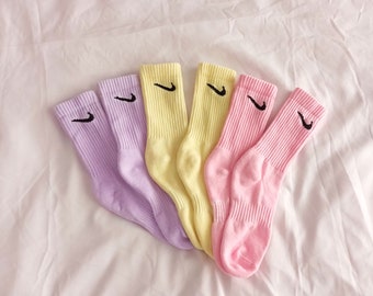pastel socks nike