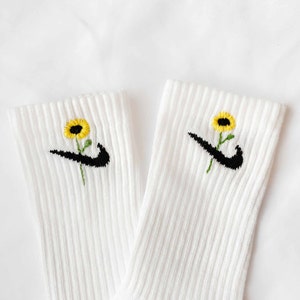 Hand Embroidered Sunflower Nike Socks,customized Socks,everyday Crew ...