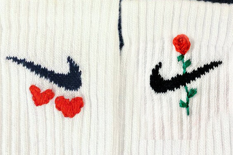 nike socks heart